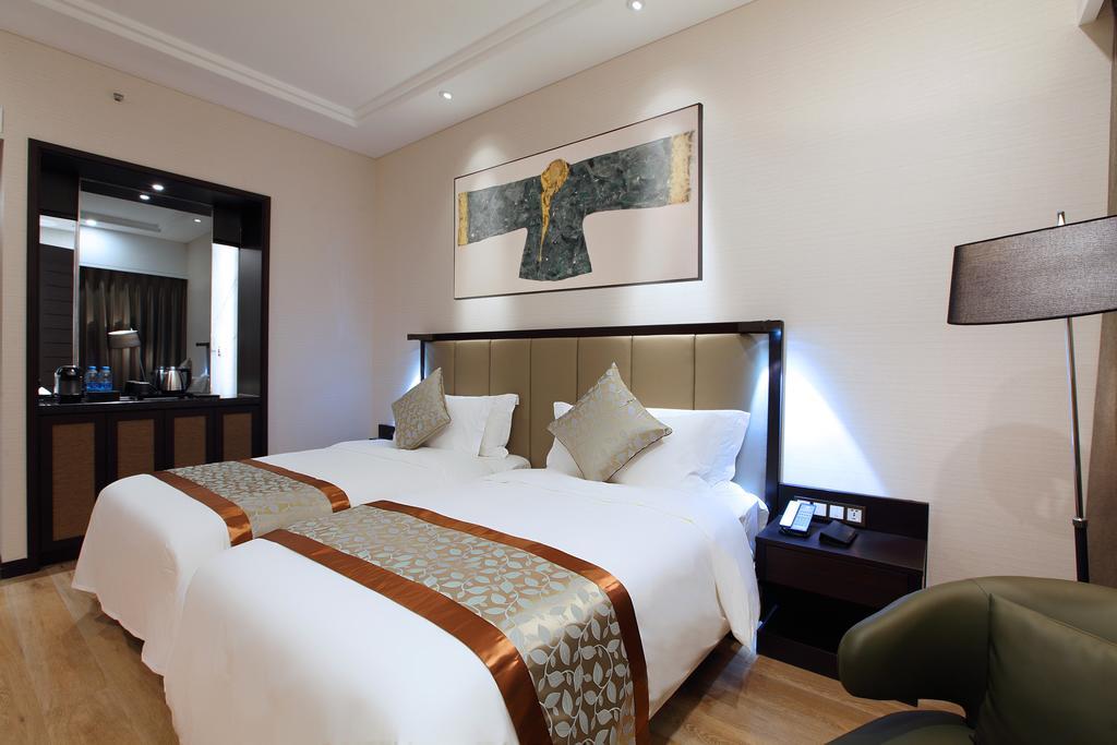 The Senz Hotel & Spa Shanghai Exterior photo